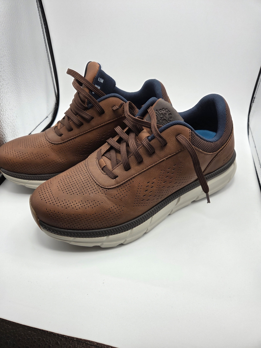 Dockers Men's Brown Perforated Casual Sneakers with Navy Lining